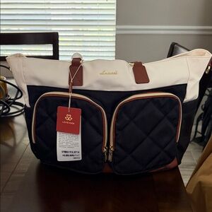 Lovevook Black and Cream Quilted